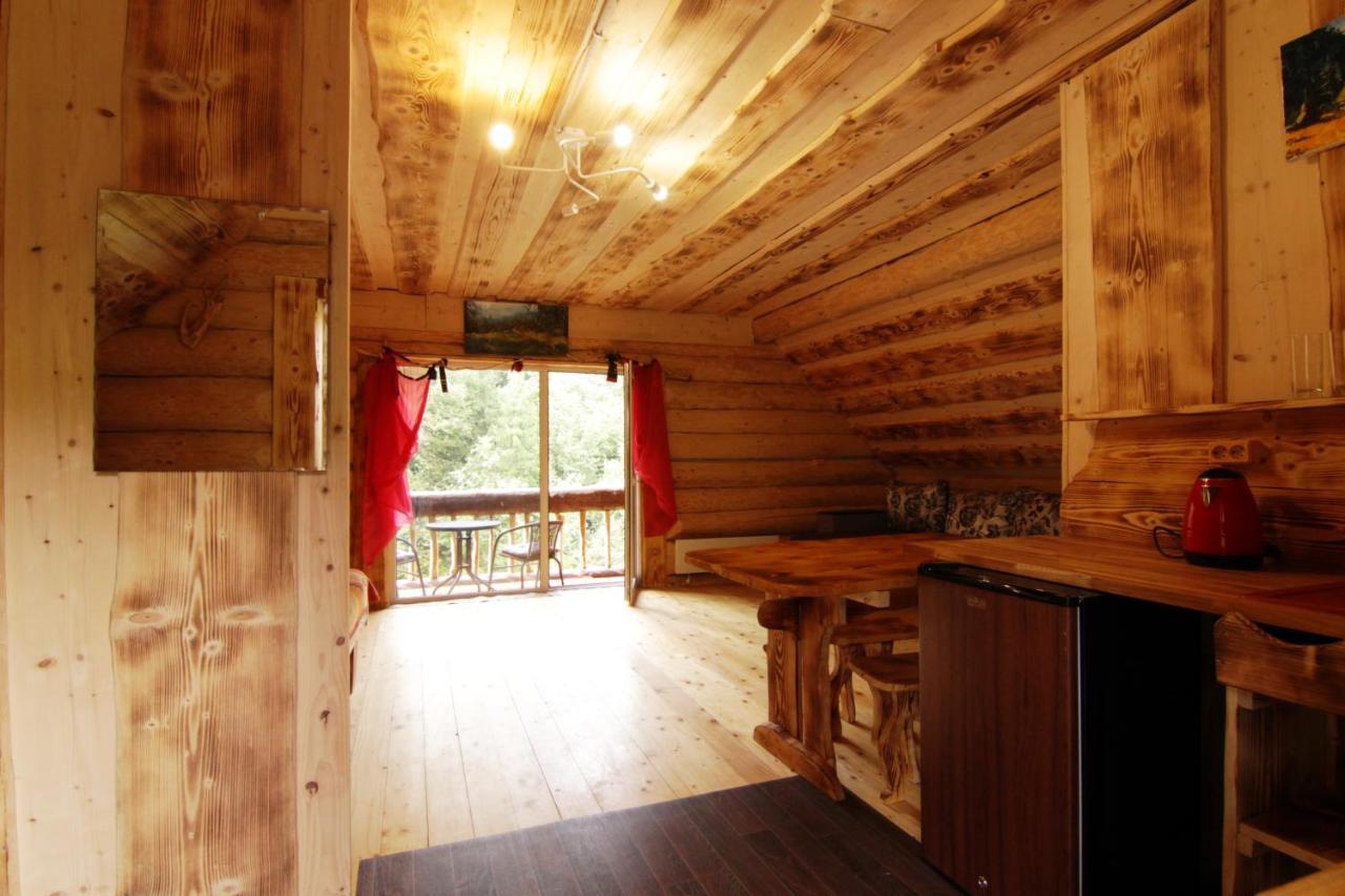 Bungalow In Mauntains With Chan Near The Forest Slavske Exterior foto